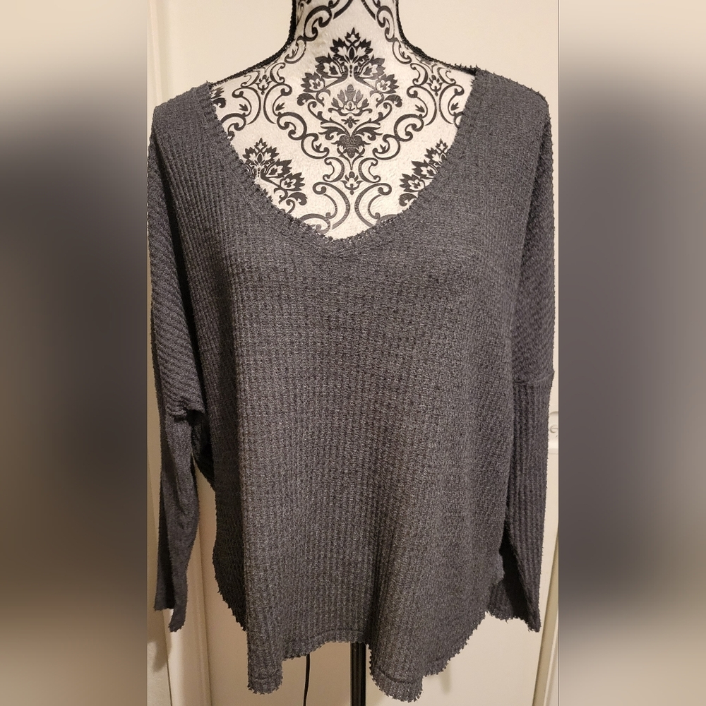 Urban Outfitters Out From Under Oversized‎ V Neck Waffle Thermal 'Farrah' Top S